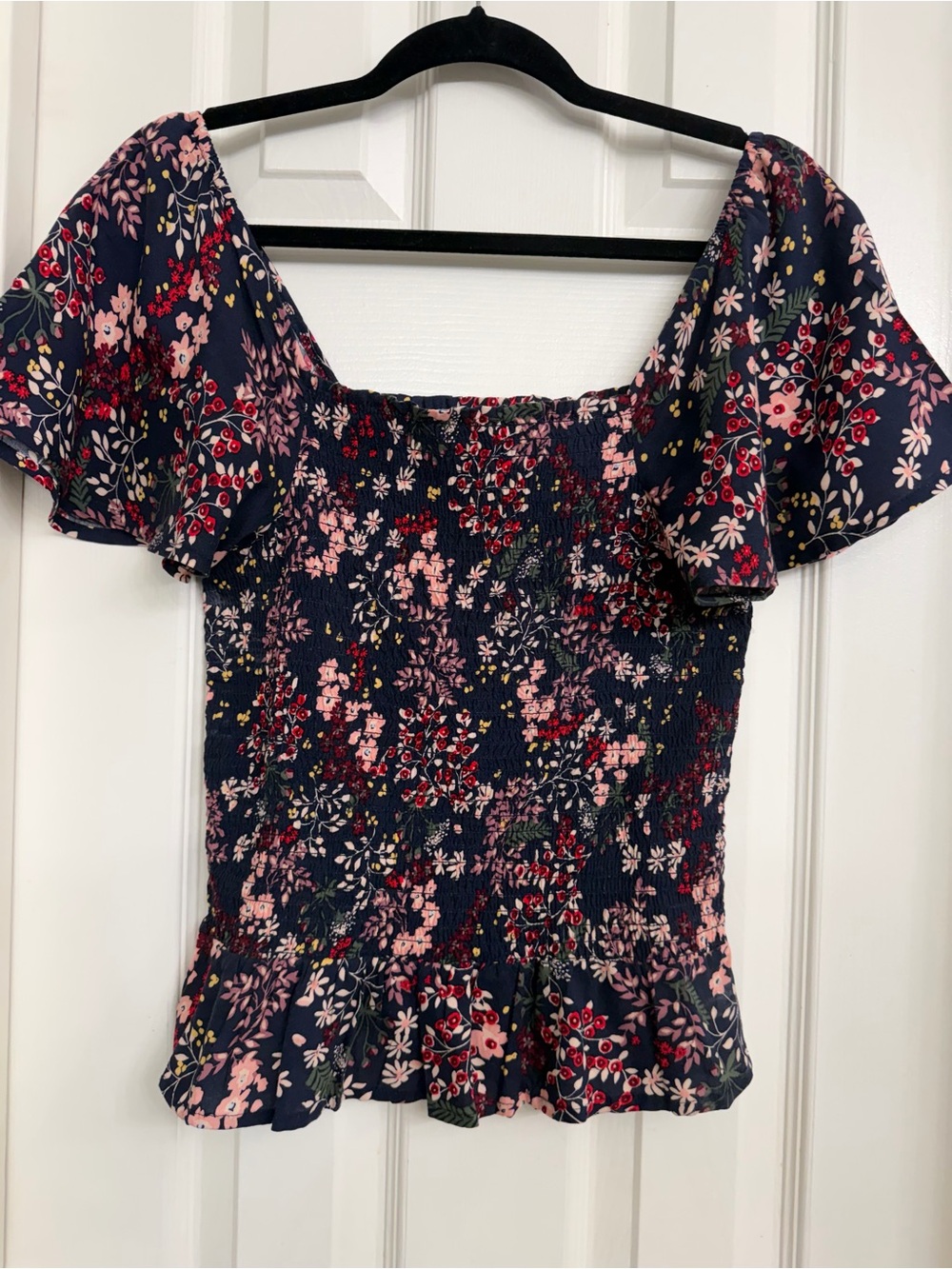 7124 Jessica Simpson Floral Smocked Off-Shoulder Top Size M